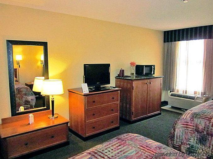 Motel 6-Richmond, In Exterior photo